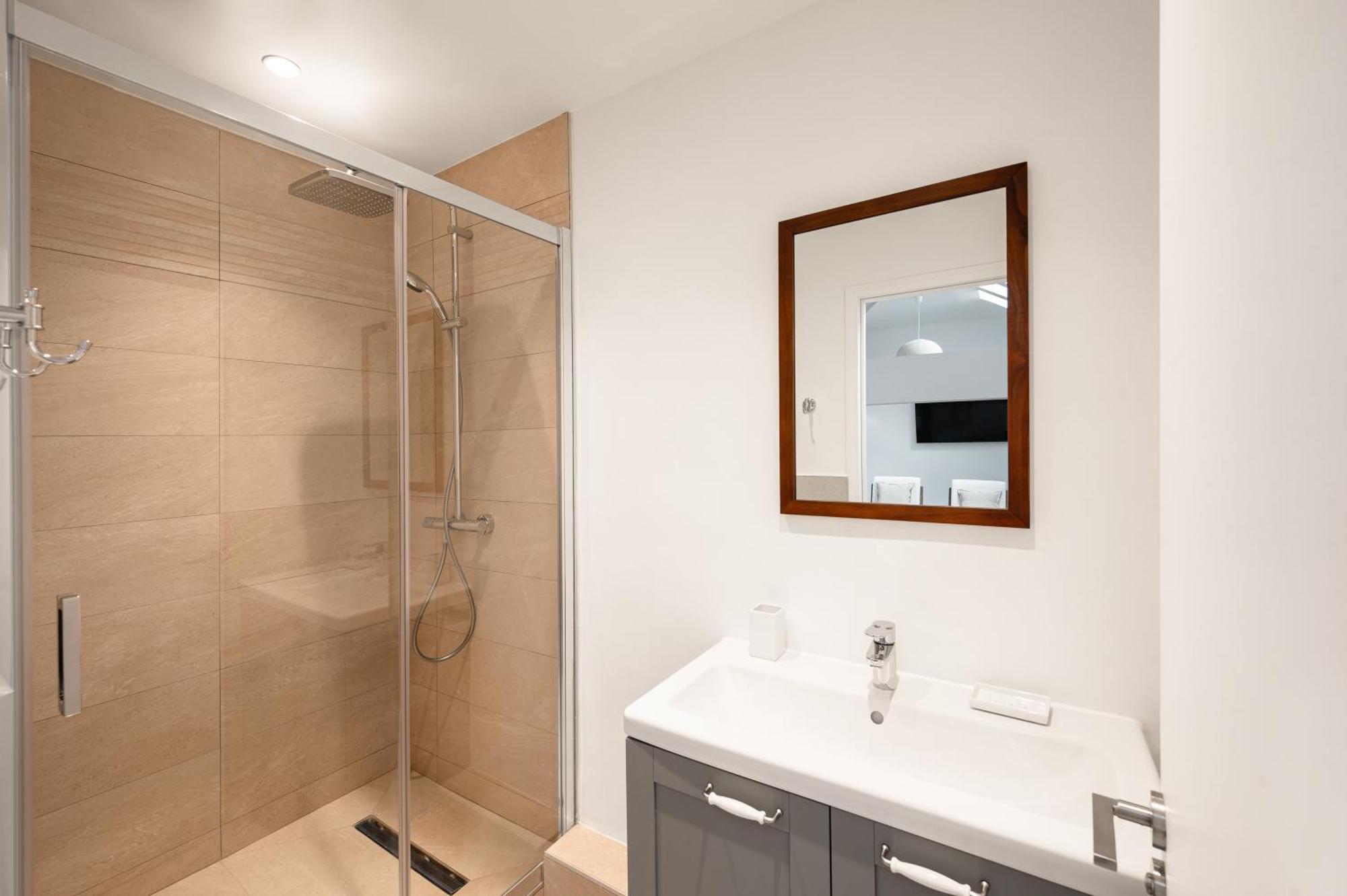 Appartement Luxueux Au Coeur De Saint Germain Des Pres Paris Extérieur photo